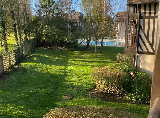 Apartment Le Birdie 2102- Bel Pour 4 Dans Golf Avec Piscine